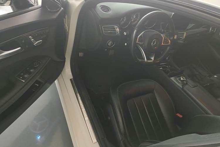 Used Mercedes-Benz CLS 2017 CLS 260 Elegant Edition Driver Seat