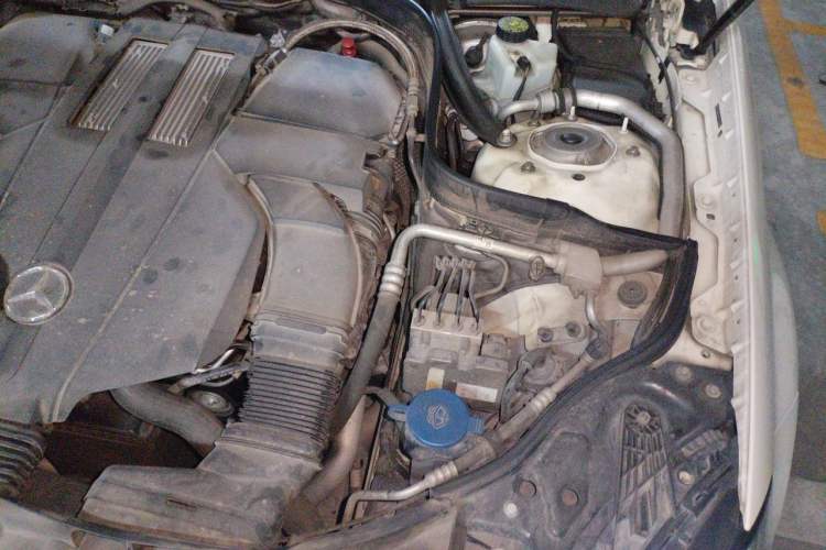 Used Mercedes-Benz CLS 2017 CLS 320 Elegant Edition Engine Bay Left