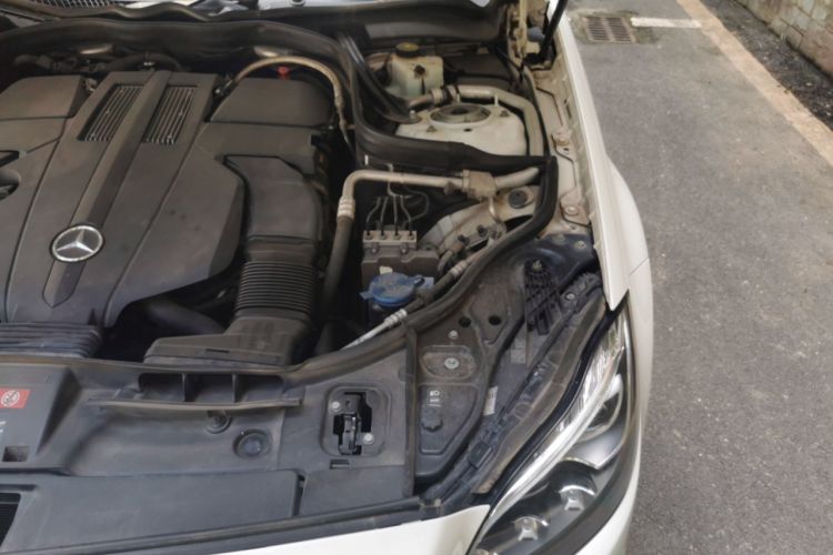 Used Mercedes-Benz CLS 2017 CLS 320 Elegant Edition Engine Bay Left