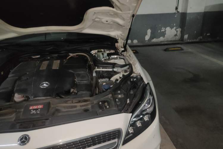 Used Mercedes-Benz CLS 2017 CLS 320 Elegant Edition Engine Bay Left