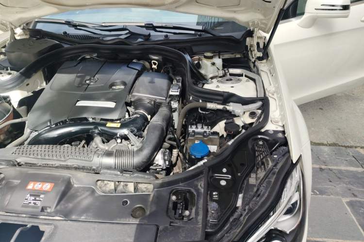 Used Mercedes-Benz CLS 2017 CLS 260 Elegant Edition Engine Bay Left