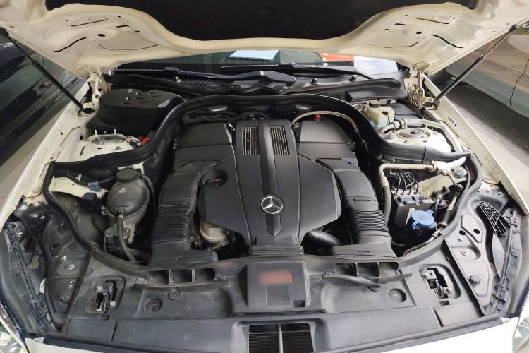 Used Mercedes-Benz CLS 2017 CLS 320 Elegant Edition Engine Bay