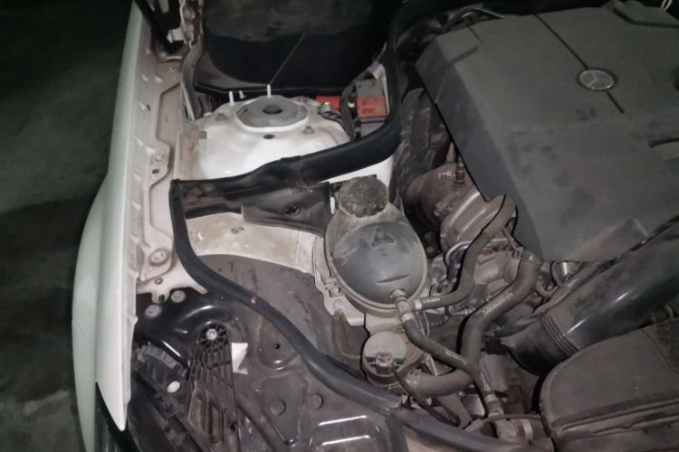 Used Mercedes-Benz CLS 2017 CLS 260 Elegant Edition Engine Bay Right
