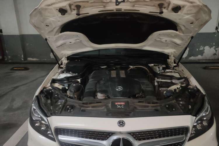 Used Mercedes-Benz CLS 2017 CLS 320 Elegant Edition Engine Bay