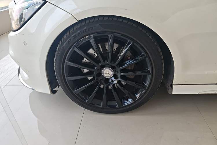 Used Mercedes-Benz CLS 2017 CLS 320 Elegant Edition Exterior 4