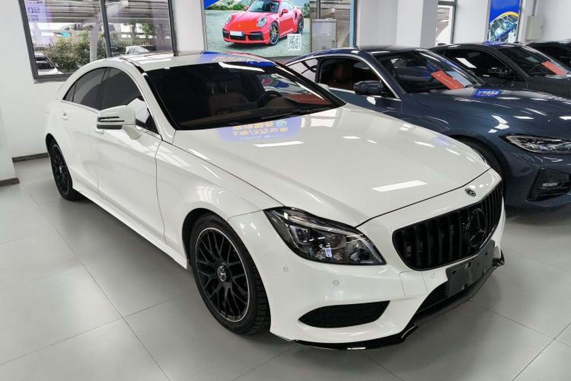 Used Mercedes-Benz CLS 2017 CLS 260 Elegant Edition Front Right 45 Deg