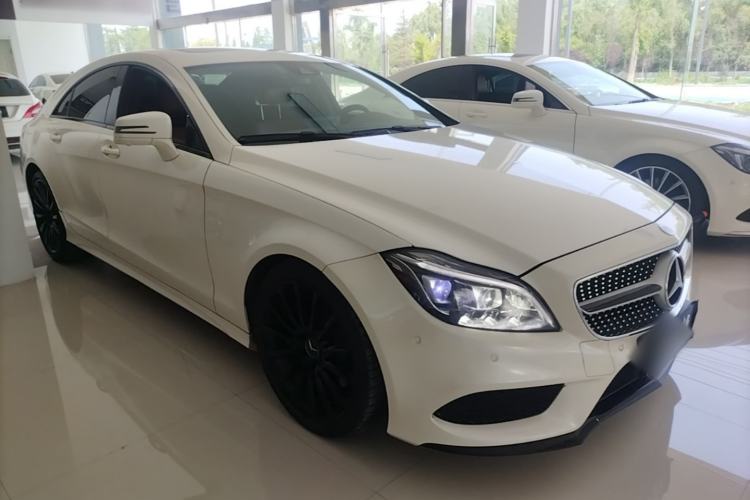Used Mercedes-Benz CLS 2017 CLS 320 Elegant Edition Front Right 45 Deg