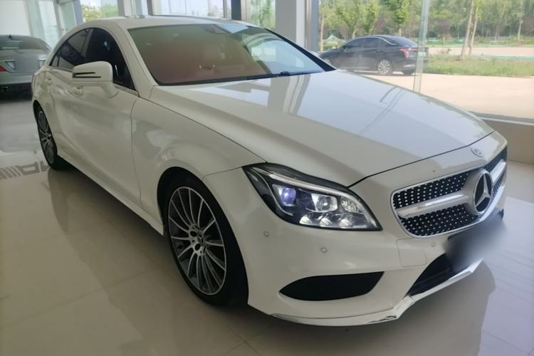 Used Mercedes-Benz CLS 2017 CLS 320 Elegant Edition Front Right 45 Deg