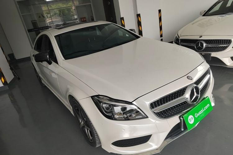 Used Mercedes-Benz CLS 2017 CLS 260 Elegant Edition Front Right 45 Deg