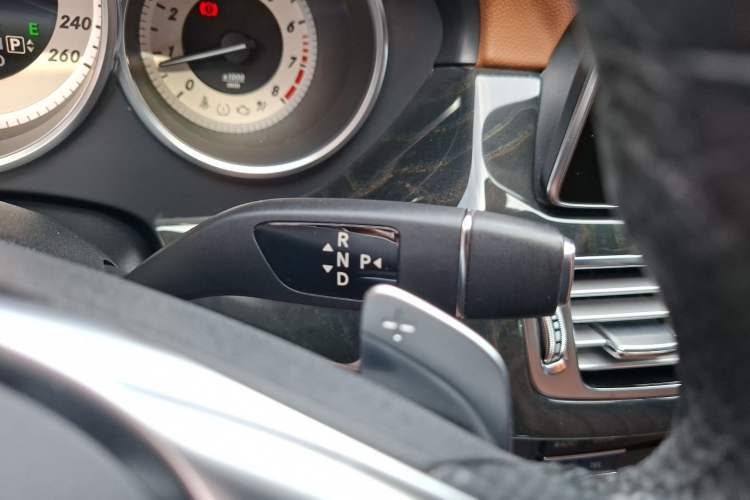 Used Mercedes-Benz CLS 2017 CLS 320 Elegant Edition Gear Lever