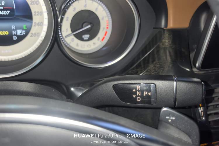 Used Mercedes-Benz CLS 2017 CLS 320 Elegant Edition Gear Lever