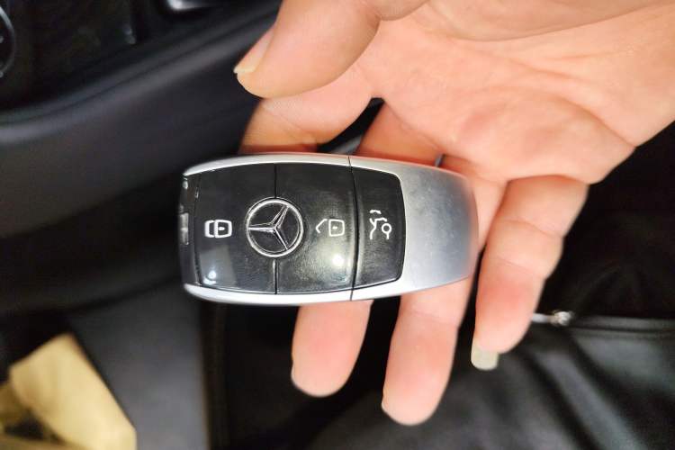Used Mercedes-Benz CLS 2017 CLS 320 Elegant Edition Interior 1