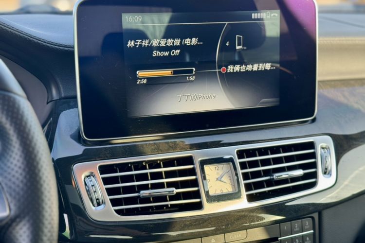 Used Mercedes-Benz CLS 2017 CLS 260 Elegant Edition Interior 12