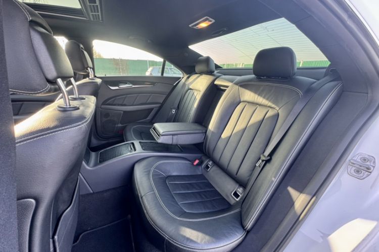 Used Mercedes-Benz CLS 2017 CLS 260 Elegant Edition Interior 2