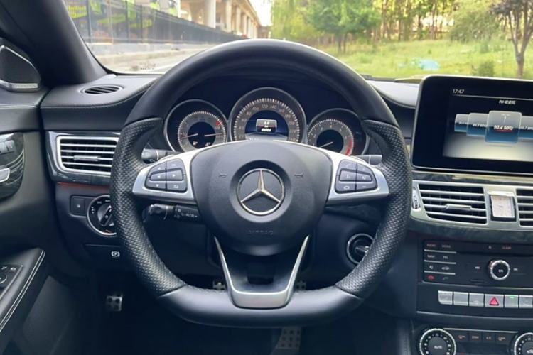 Used Mercedes-Benz CLS 2017 CLS 320 Elegant Edition Interior 3