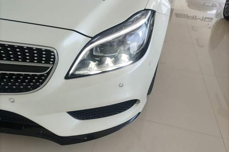 Used Mercedes-Benz CLS 2017 CLS 320 Elegant Edition Left Front Headlight
