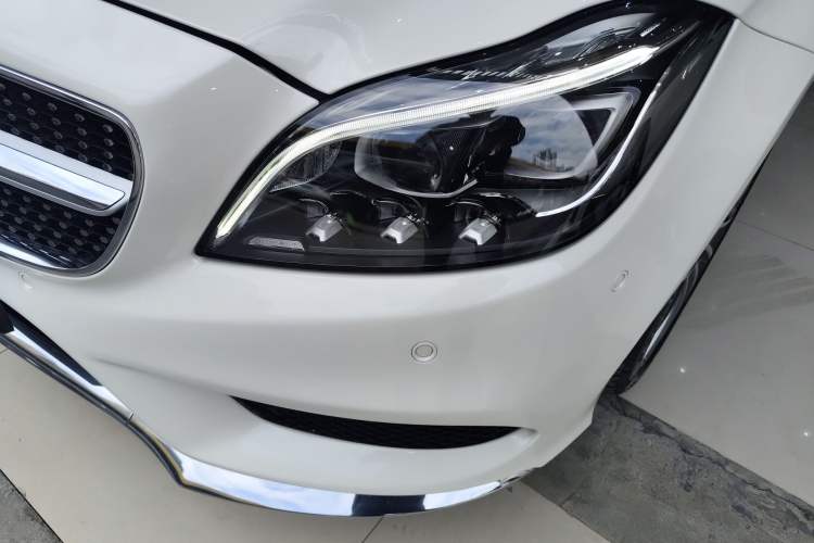 Used Mercedes-Benz CLS 2017 CLS 320 Elegant Edition Left Front Headlight