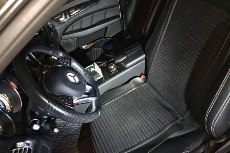 Used Mercedes-Benz CLS 2017 CLS 320 Elegant Edition Left Front Seat