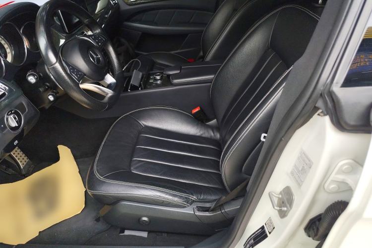 Used Mercedes-Benz CLS 2017 CLS 320 Elegant Edition Left Front Seat