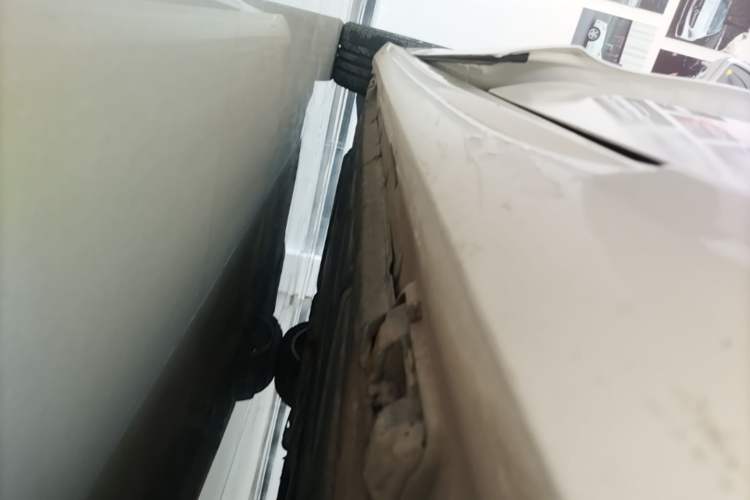 Used Mercedes-Benz CLS 2017 CLS 320 Elegant Edition Left Side Sill