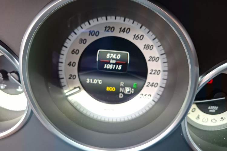 Used Mercedes-Benz CLS 2017 CLS 320 Elegant Edition Odometer Close Up