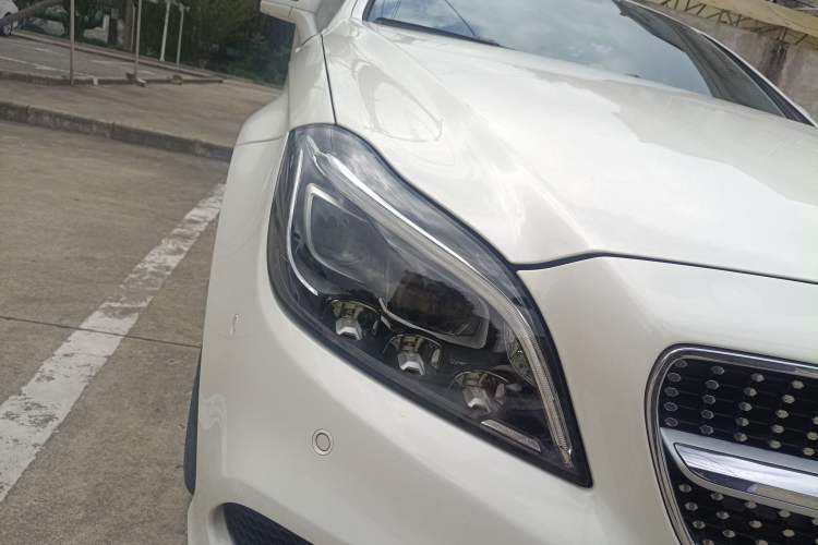 Used Mercedes-Benz CLS 2017 CLS 320 Elegant Edition Right Front Headlight