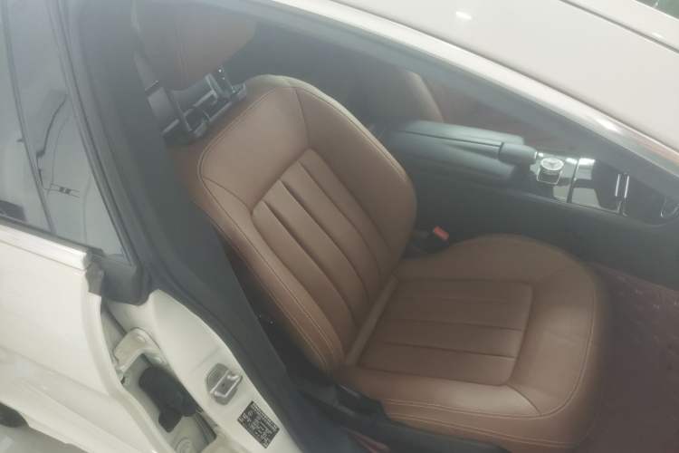 Used Mercedes-Benz CLS 2017 CLS 260 Elegant Edition Right Front Seat