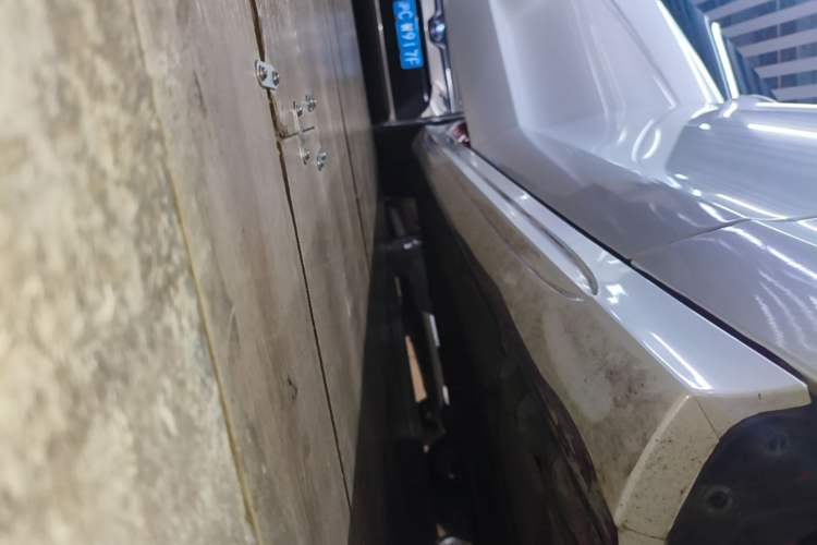 Used Mercedes-Benz CLS 2017 CLS 260 Elegant Edition Right Side Sill