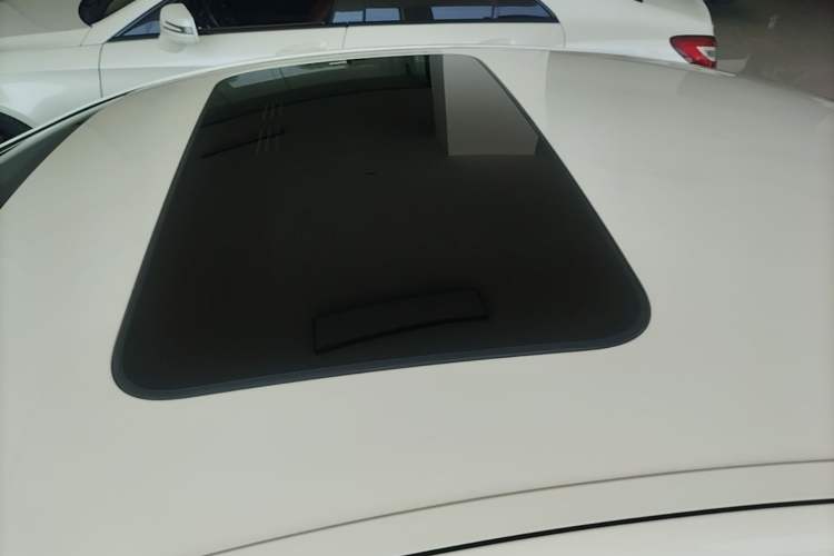 Used Mercedes-Benz CLS 2017 CLS 320 Elegant Edition Roof