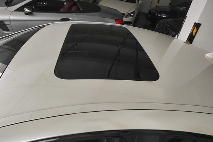 Used Mercedes-Benz CLS 2017 CLS 260 Elegant Edition Roof