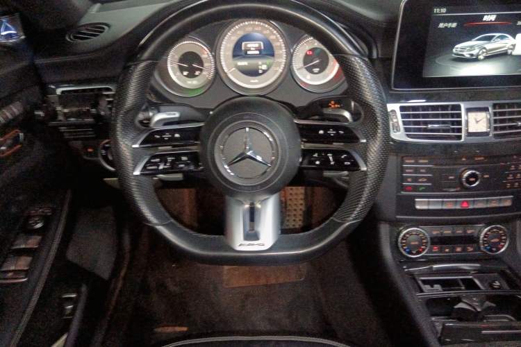 Used Mercedes-Benz CLS 2017 CLS 320 Elegant Edition Steering Wheel
