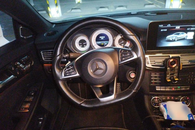 Used Mercedes-Benz CLS 2017 CLS 320 Elegant Edition Steering Wheel