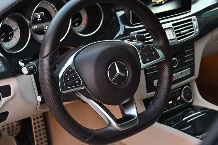 Used Mercedes-Benz CLS 2017 CLS 320 Elegant Edition Steering Wheel