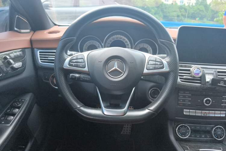 Used Mercedes-Benz CLS 2017 CLS 320 Elegant Edition Steering Wheel