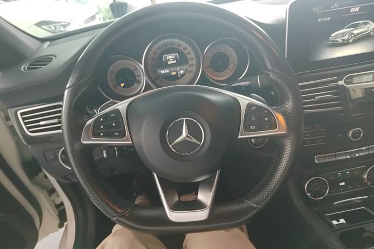 Used Mercedes-Benz CLS 2017 CLS 260 Elegant Edition Steering Wheel