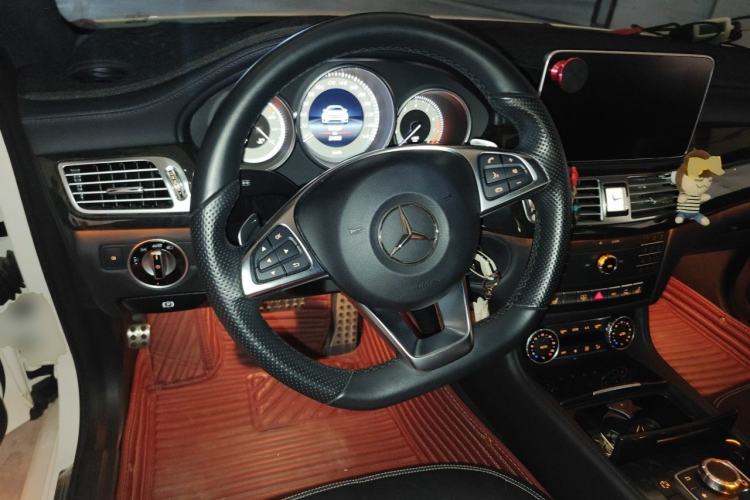 Used Mercedes-Benz CLS 2017 CLS 320 Elegant Edition Steering Wheel