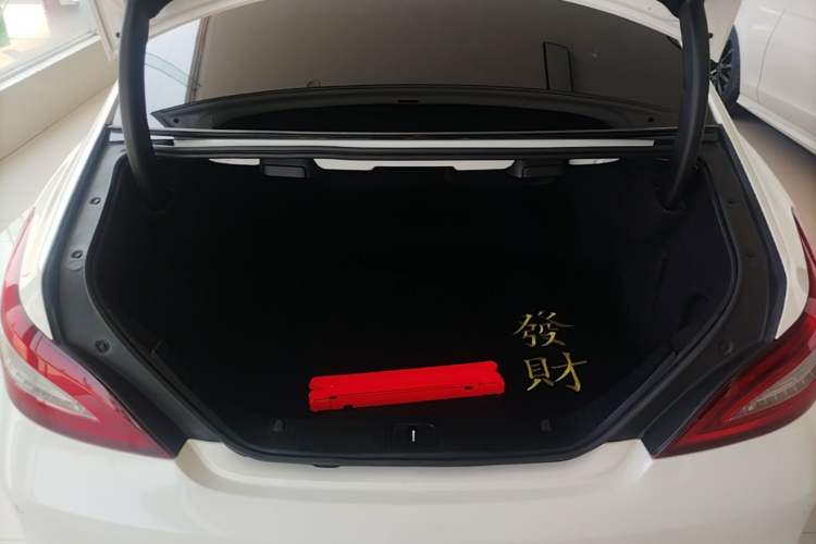 Used Mercedes-Benz CLS 2017 CLS 320 Elegant Edition Trunk