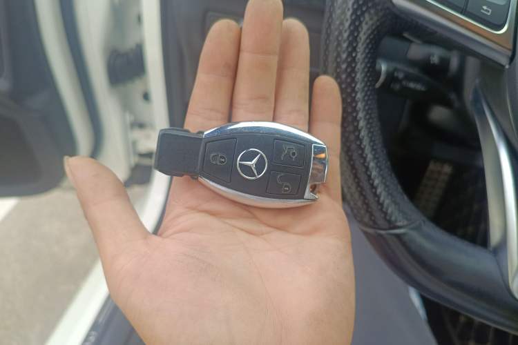 Used Mercedes-Benz CLS 2017 CLS 320 Elegant Edition Vehicle Key