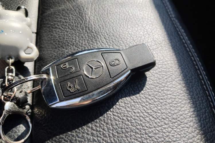 Used Mercedes-Benz CLS 2017 CLS 260 Elegant Edition Vehicle Key