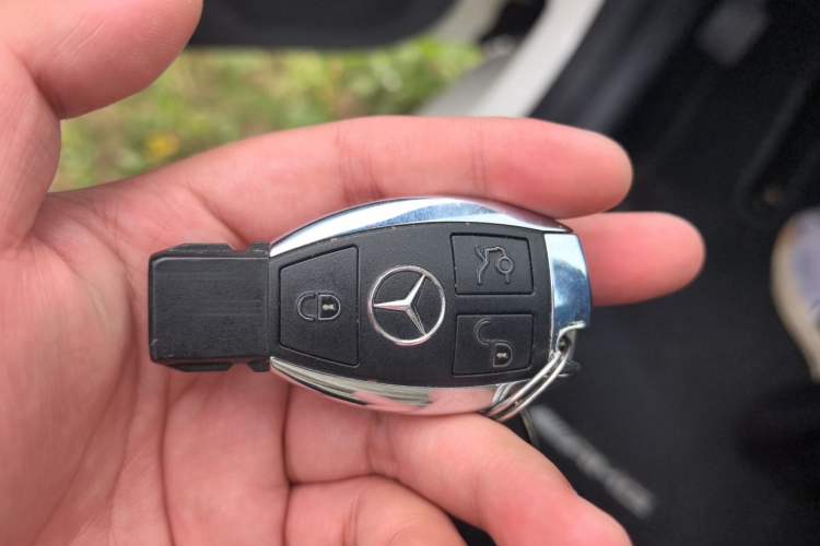 Used Mercedes-Benz CLS 2017 CLS 320 Elegant Edition Vehicle Key