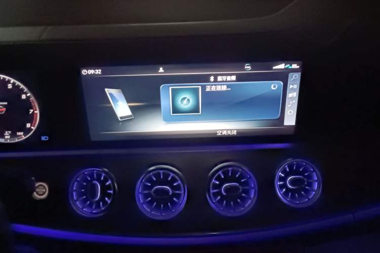 Used Mercedes-Benz CLS 2018 CLS 300 Dynamic Edition Audio And AC Panel