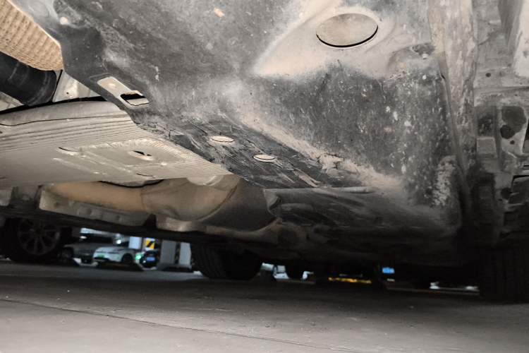Used Mercedes-Benz CLS  Chassis Front Left
