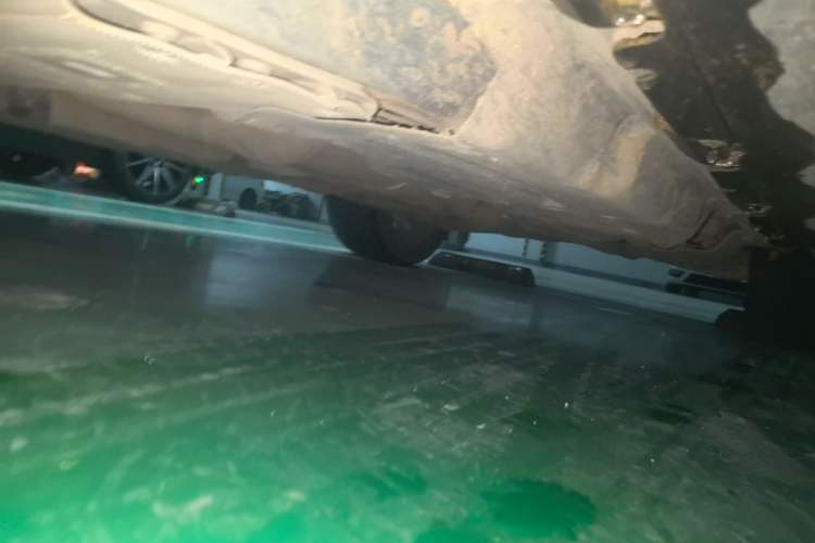 Used Mercedes-Benz CLS  Chassis Front Left