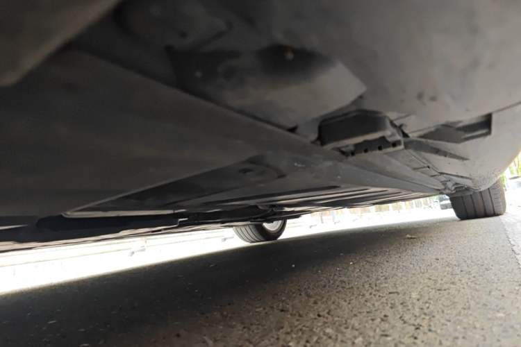 Used Mercedes-Benz CLS 2018 CLS 300 Luxury Model Chassis Front Left