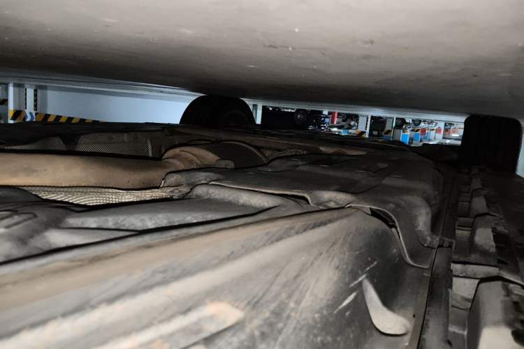 Used Mercedes-Benz CLS  Chassis Rear Left