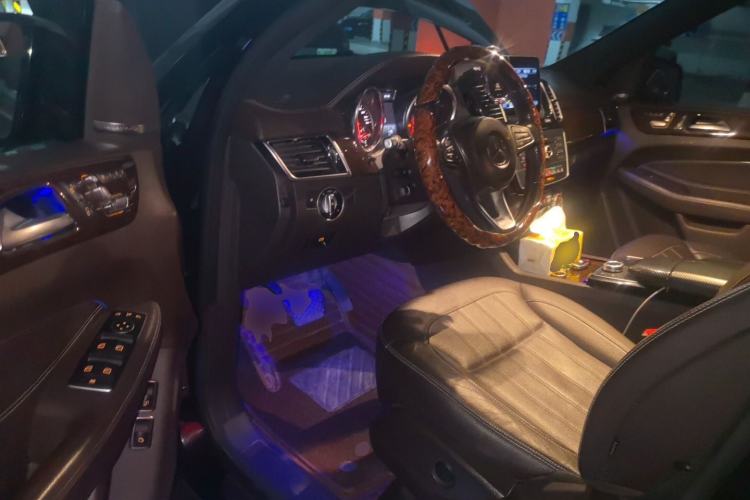 Used Mercedes-Benz CLS  Driver Seat