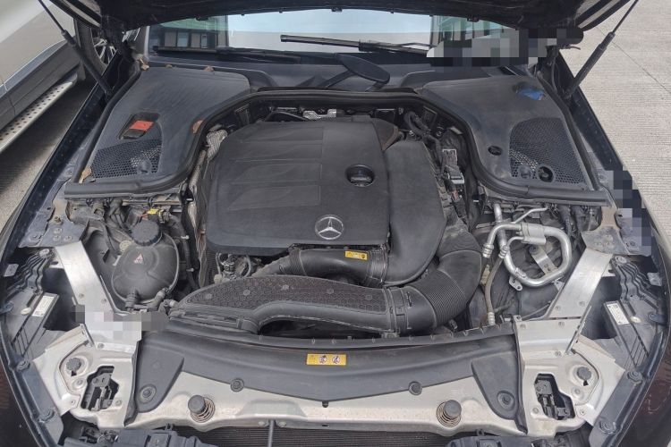 Used Mercedes-Benz CLS 2018 CLS 300 Dynamic Edition Engine Bay