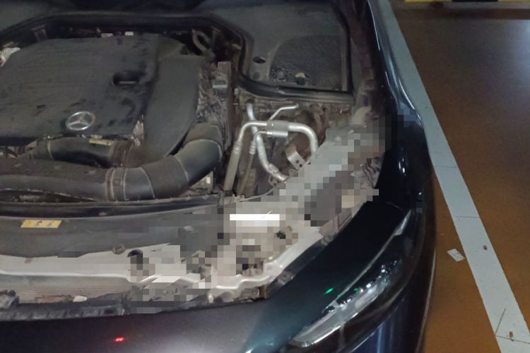 Used Mercedes-Benz CLS 2018 CLS 300 Dynamic Edition Engine Bay Left