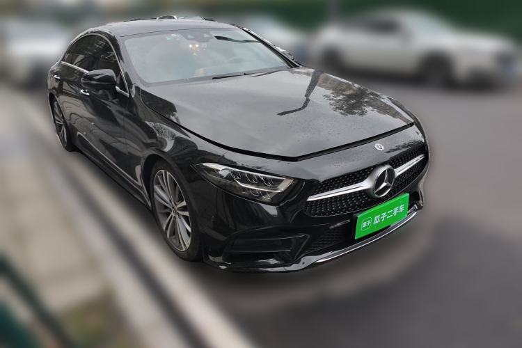 Used Mercedes-Benz CLS 2018 CLS 300 Luxury Model Front Right 45 Deg