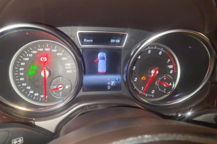 Used Mercedes-Benz CLS  Instrument Cluster